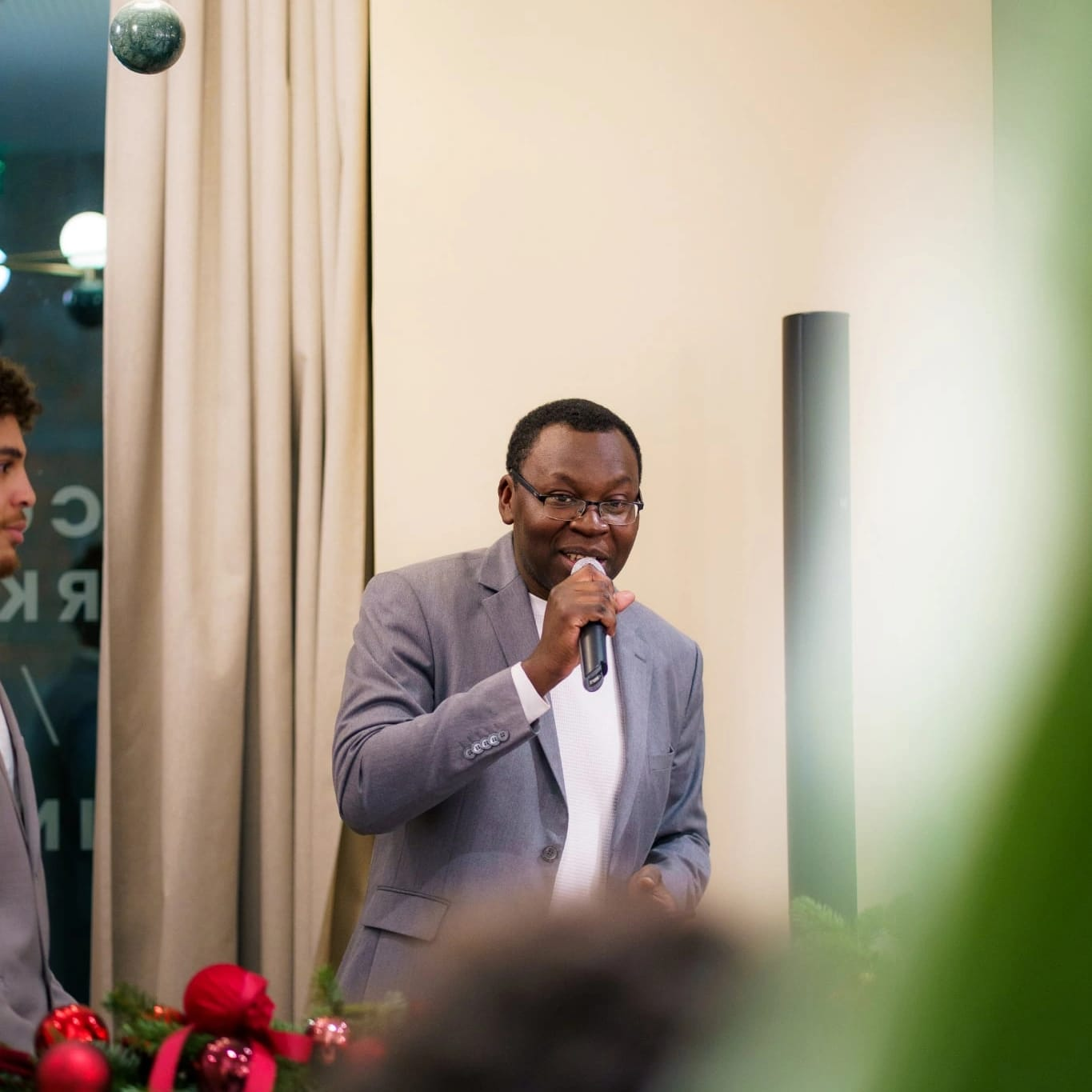 Micke Dimvula — Fondateur de M.DIV Consulting · Créateur de BNE · France & Europe Business Connection Partner